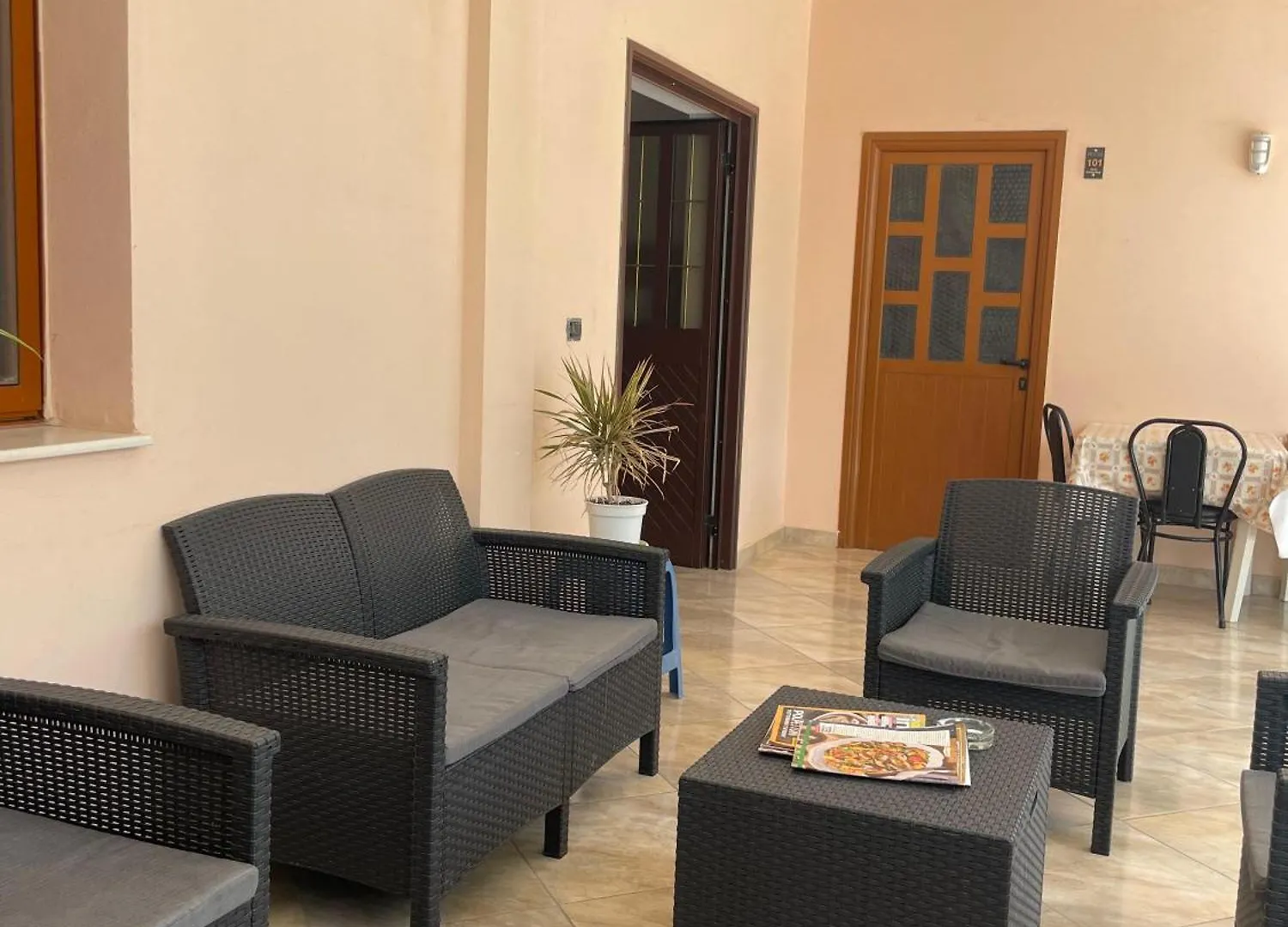 Guest house Villa Beni Osmenaj Vlore
